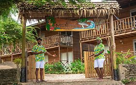 Hotel Meraki Nuqui